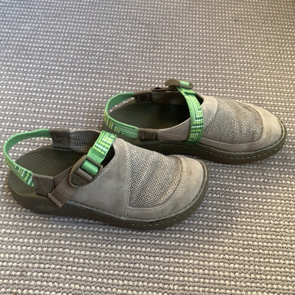 Chaco Closed Toe Slingback - Picture 2 of 5